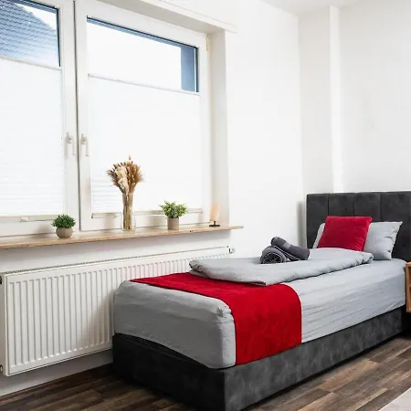 Apartment Serviceroom24 - 6 In Hoch Wlan - Smart-tv - 24-7 Check-in Und Kueche *
