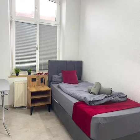 Serviceroom24 - 6 In Hoch Wlan - Smart-tv - 24-7 Check-in Und Kueche Apartment Recklinghausen