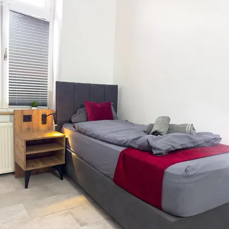 Serviceroom24 - 6 In Hoch Wlan - Smart-tv - 24-7 Check-in Und Kueche Apartment *