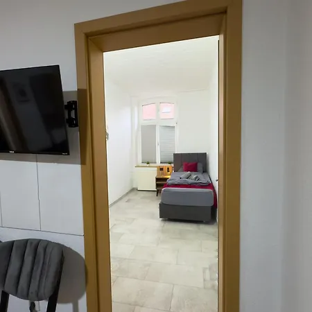 Serviceroom24 - 6 In Hoch Wlan - Smart-tv - 24-7 Check-in Und Kueche Apartment Recklinghausen