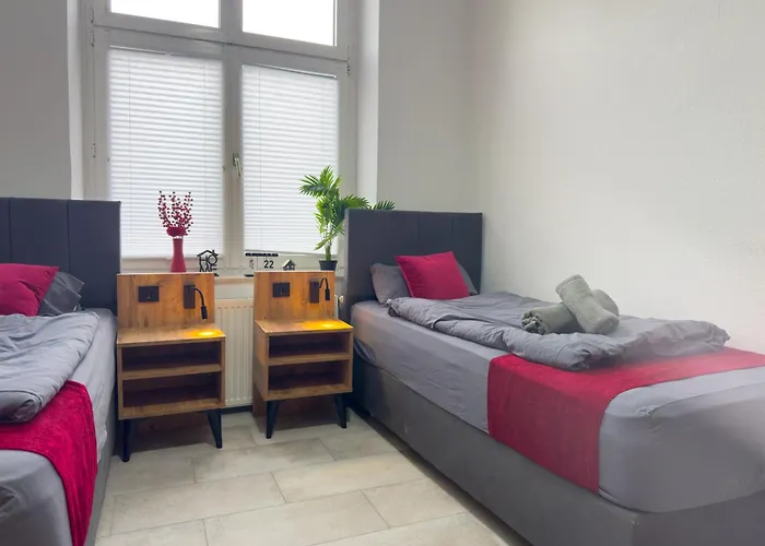 Serviceroom24 - 6 In Hoch Wlan - Smart-tv - 24-7 Check-in Und Kueche Appartement