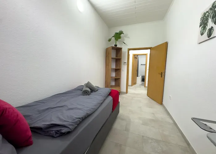 Serviceroom24 - 6 In Hoch Wlan - Smart-tv - 24-7 Check-in Und Kueche *